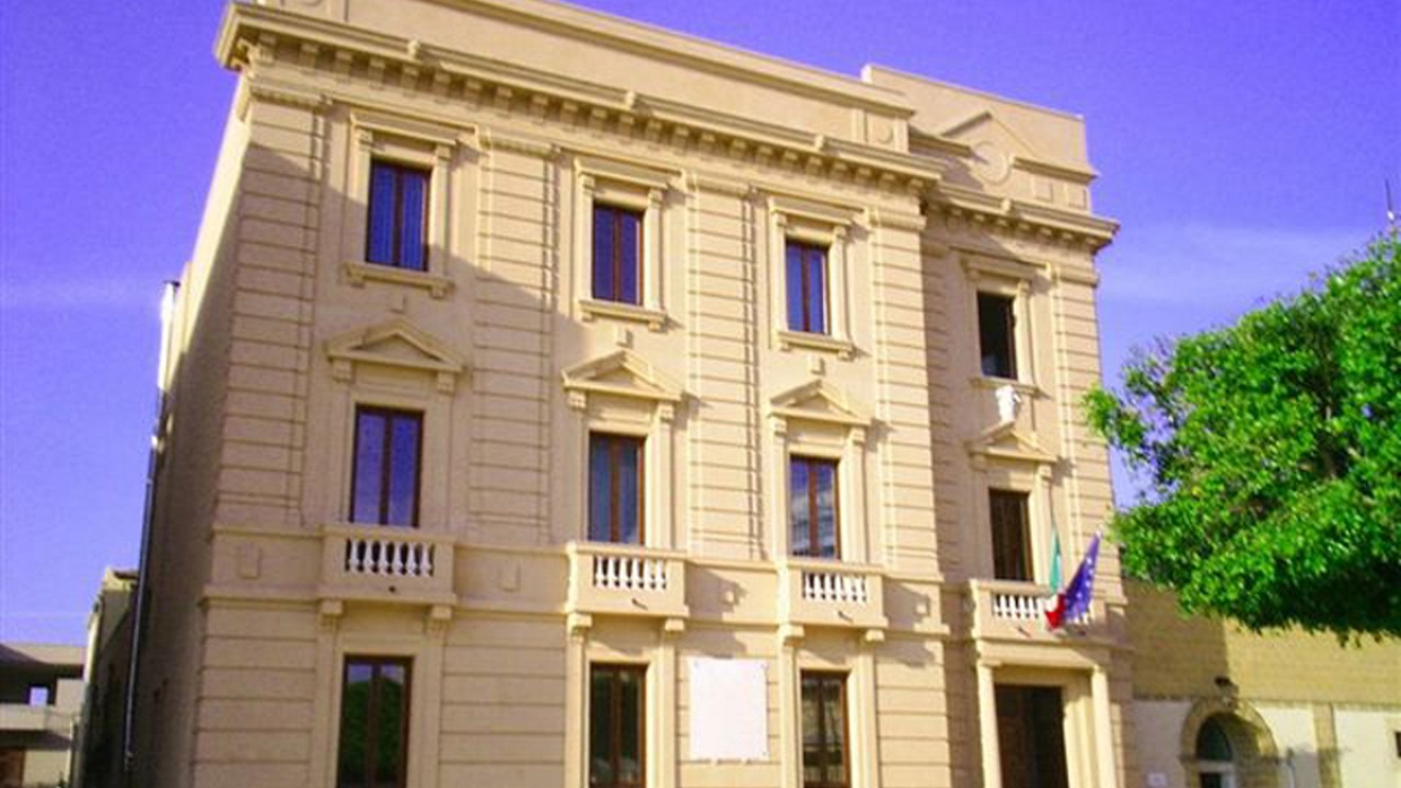 Servizio civico “Pulizia del Paese” a Menfi con aiuto ai cittadini in stato di bisogno
