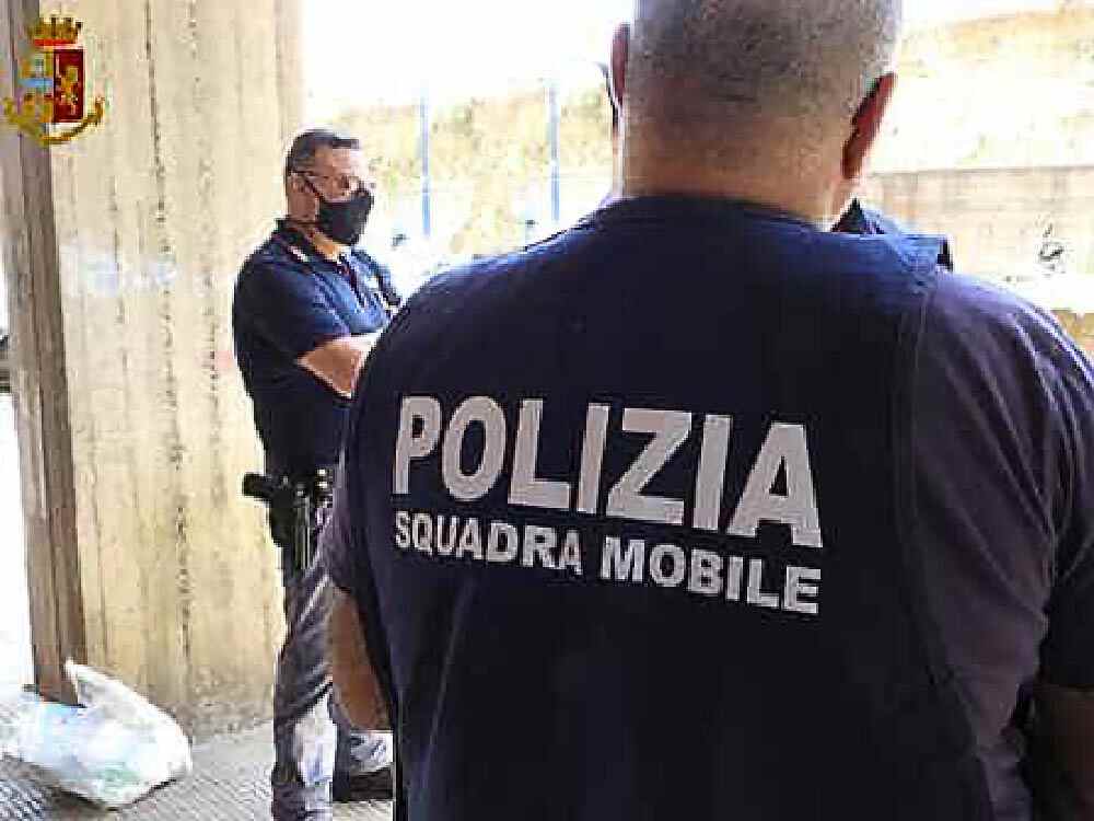 Selezionate come modelle, ma si richiedevano anche prestazioni sessuali. Arrestati due manager della moda palermitana
