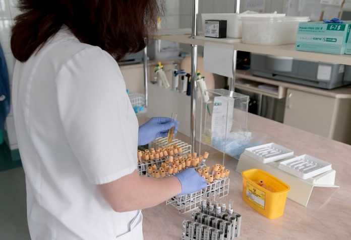 Turni "stressanti" per i sanitari dei laboratori di analisi di Sciacca e Ribera, la denuncia della Cisl