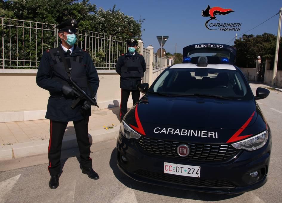 A Trapani i carabinieri interrompono una festa con 20 adulti e bambini, sanzioni e sospensione dell'attività per un centro ricreativo