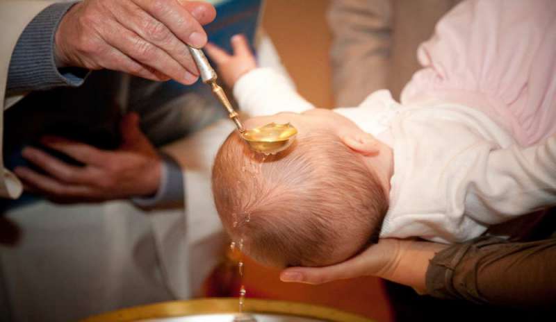 Rissa tra famiglie al termine del battesimo di un bimbo a San Cipirello