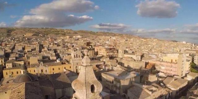 Palma di Montechiaro si avvia a diventare zona rossa, troppi casi e il sindaco chiude piazze e vie