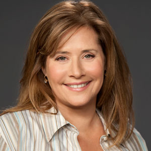 L’attrice americana Lorraine Bracco dopo avere ristrutturato casa a Sambuca di Sicilia: "Mi dedicherò alla produzione dell'olio"