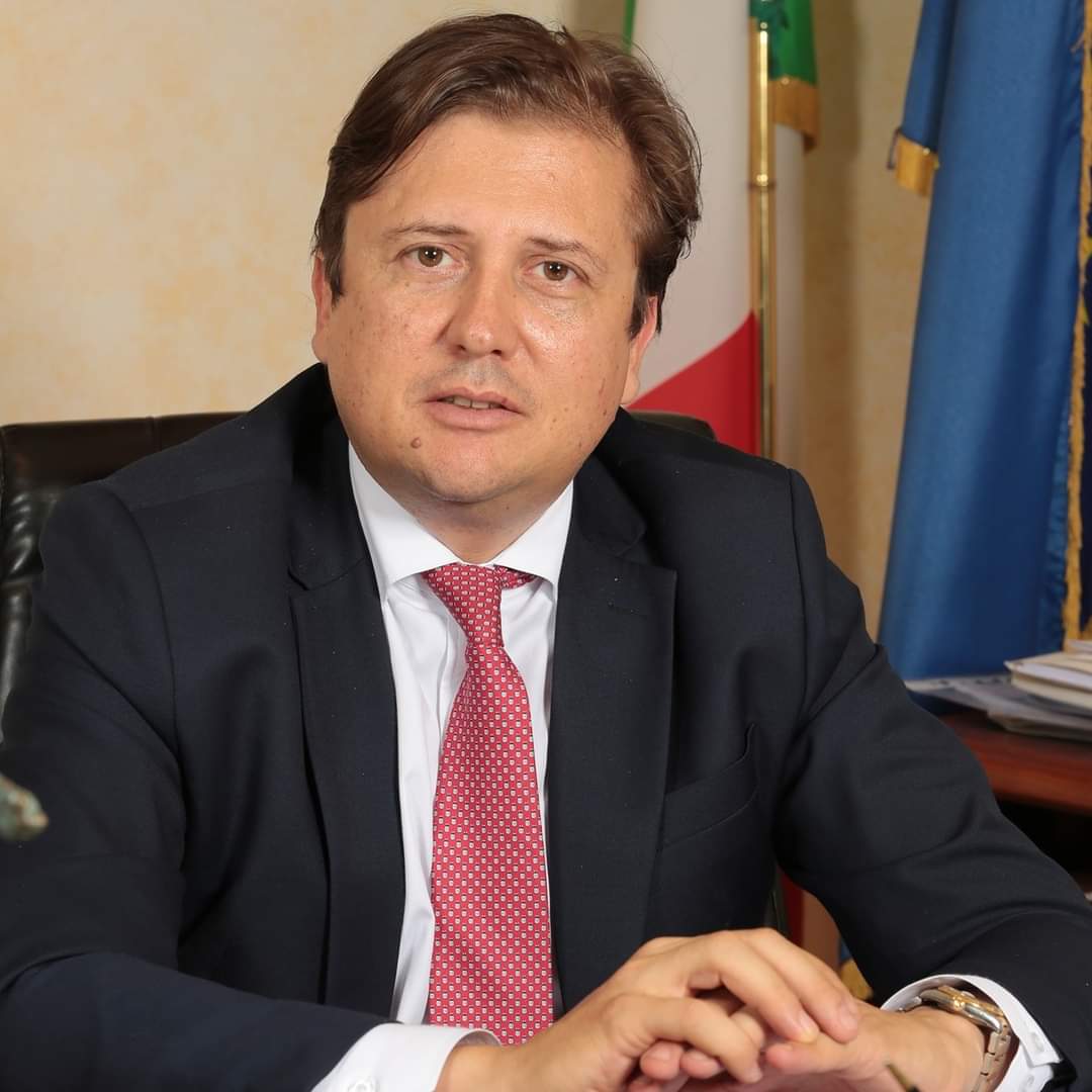Coronavirus, il sottosegretario alla Salute Sileri: "A maggio molte regioni saranno gialle e qualcuna bianca"