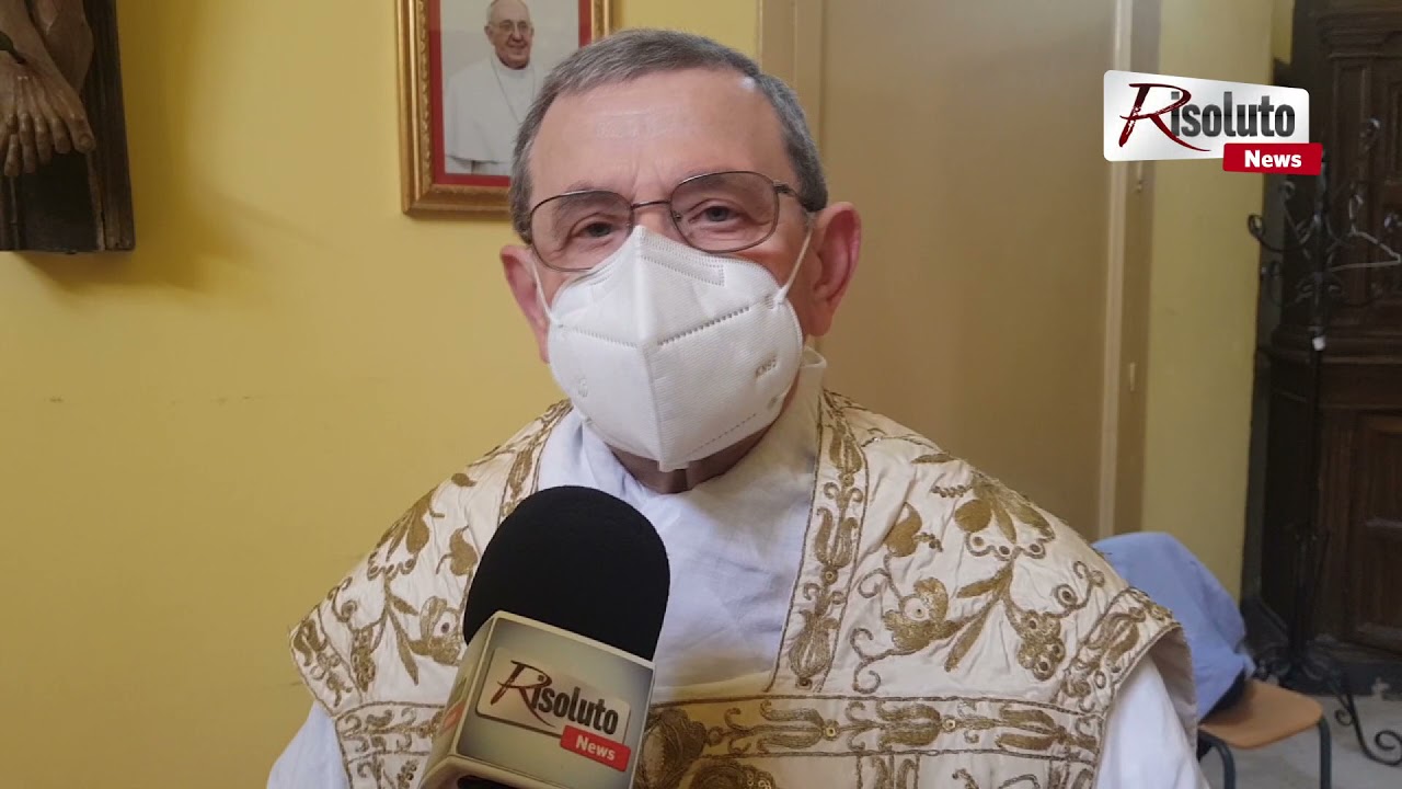 Pasqua, gli auguri dell'arciprete Giuseppe Marciante: "Aggrappiamoci alla Croce di Cristo"