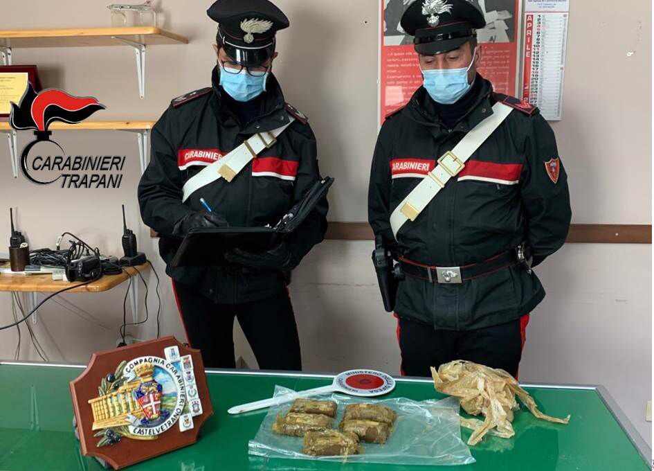 Ancora droga sul bagnasciuga. Intervengono i Carabinieri a Triscina