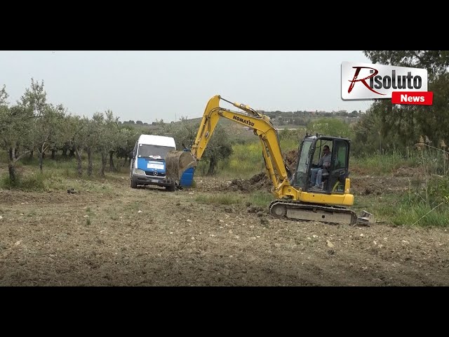 Lavori di riparazione in corso in tutta fretta per riportare l'acqua in quattro contrade di Sciacca (Video)