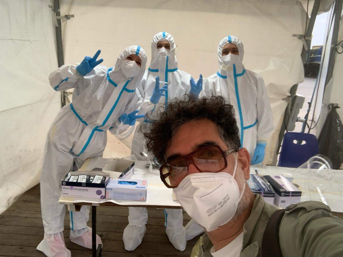 Il primo maggio di Lello Analfino insieme ai sanitari palermitani:"Non saranno mai abbastanza i nostri grazie"