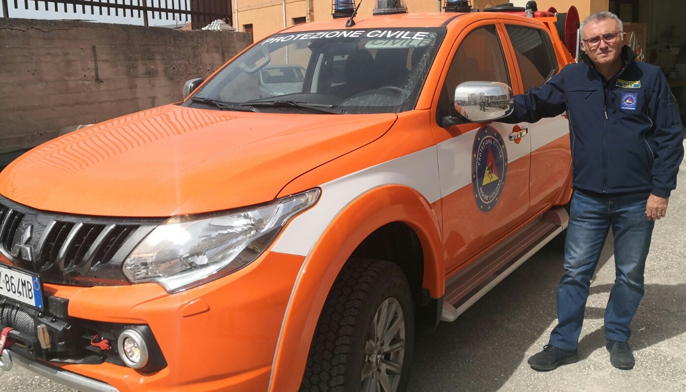 Servizi antincendio a Sambuca, un nuovo mezzo all'associazione guidata da Francesco Guasto