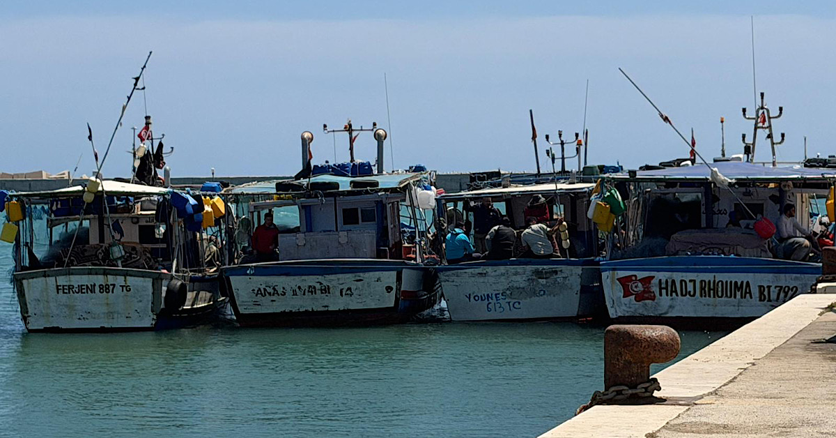 Lasciano il porto di Sciacca i motopesca tunisini arrivati per il maltempo