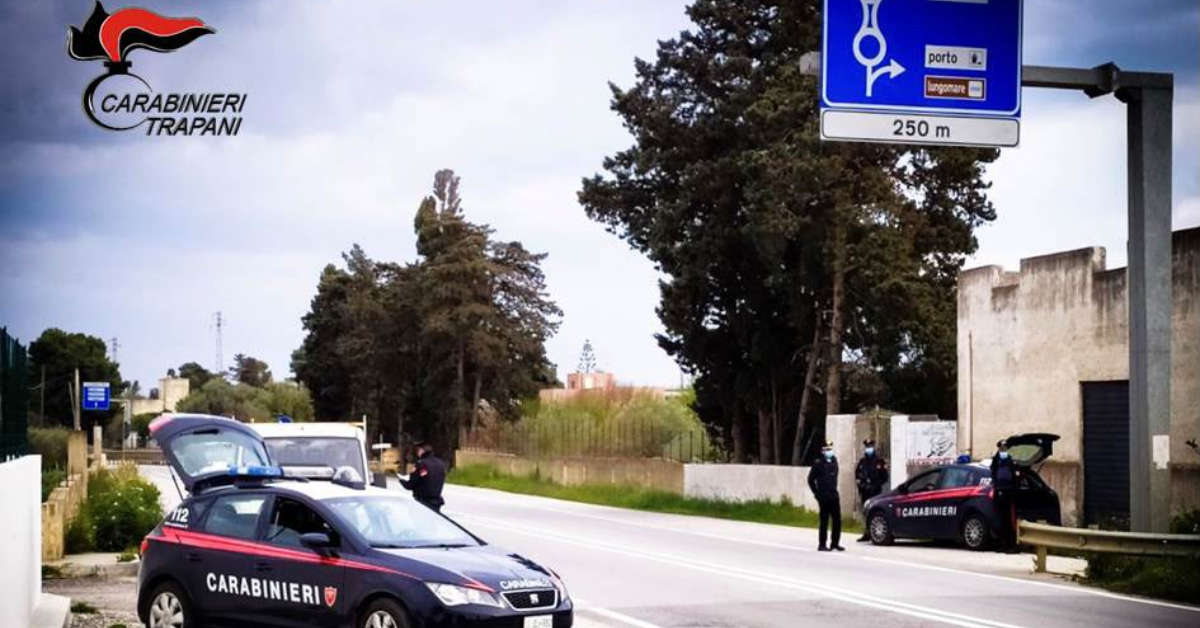 Mazara, arrestato ladro di alcolici in un supermercato
