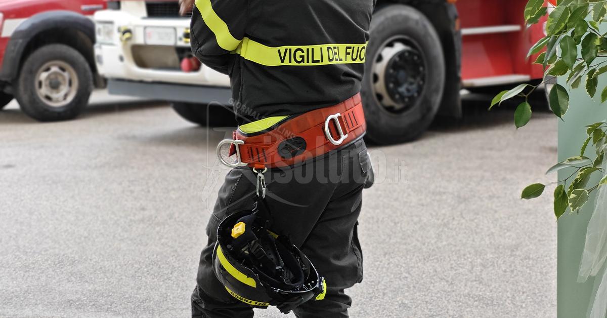 Capaci, incendio nella notte in un distributore di carburanti: si segue la pista dolosa