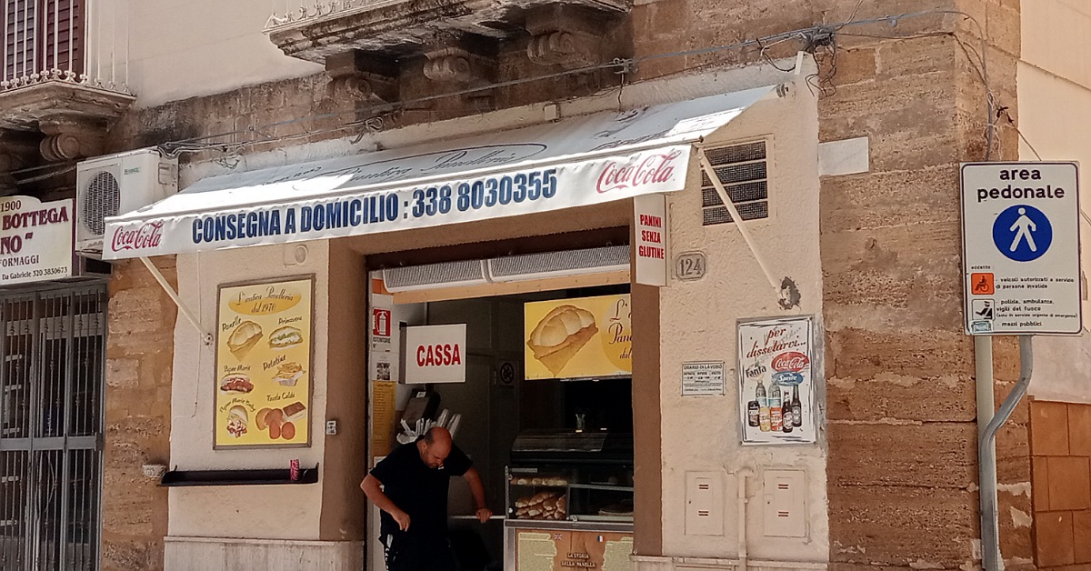Sciacca, furto nella storica friggitoria di via Licata