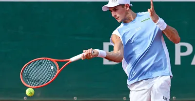 Impresa Arnaldi, piega Tiafoe e sfida Berrettini ai quarti del Roland Garros