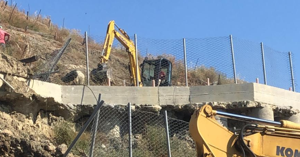 Lavori di messa in sicurezza a Porto Palo: ripresi gli interventi sul costone