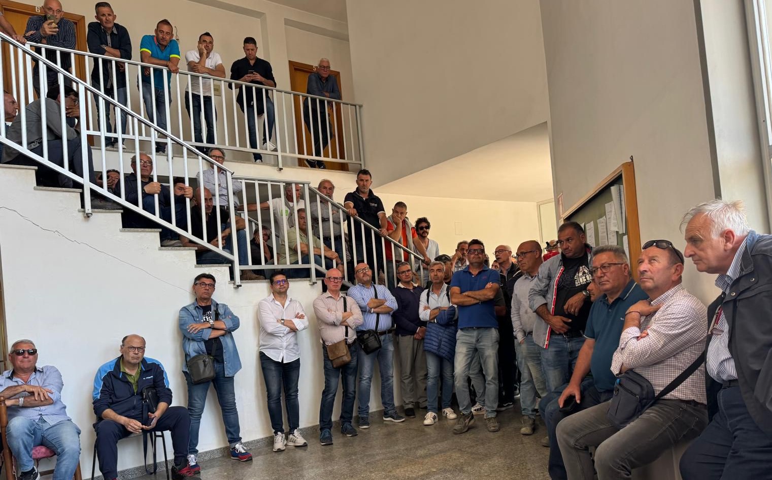 Una mensilità arretrata per i 300 dipendenti del Consorzio 3 Agrigento, Colletti: “Troppo poco”