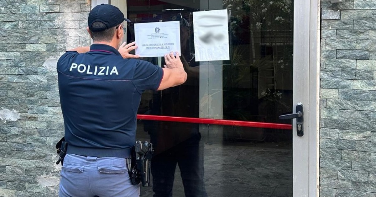 Anabolizzanti nascosti in palestra a Catania, struttura sequestrata dalla polizia
