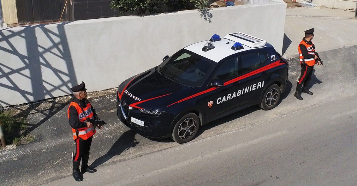 Paceco, in casa con un fucile clandestino e munizioni: arrestato un uomo di 72 anni