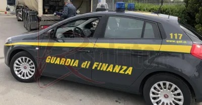 Pirateria televisiva in Sicilia, oltre 100 perquisizioni della Finanza