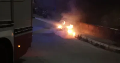Ribera, furgone distrutto da un incendio: danneggiata anche un’abitazione, indaga la Procura