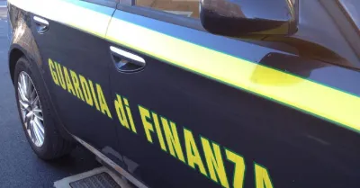 Mafia, estorsioni e scommesse clandestine: 13 misure cautelari tra Palermo e Napoli