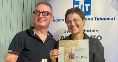 Riconoscimento della Federazione Tabaccai a Laura Chiappisi di Sciacca: "La sua attività apprezzata e meritoria"