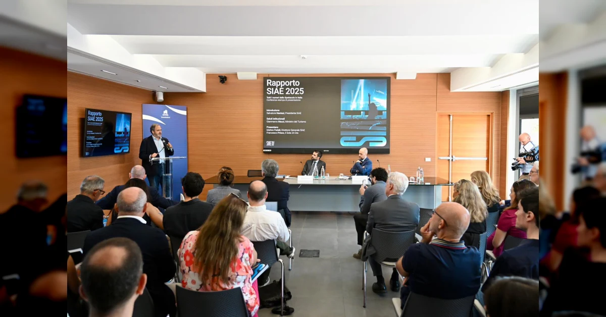 Grafico finanziario e note musicali illustrano la crescita del 7% della spesa per spettacolo in Italia nel 2025, superando 4,3 miliardi di euro, secondo il Rapporto SIAE.