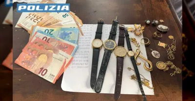 Polizia arresta cinque truffatori dello spoofing a Milano, oltre 100mila euro di refurtiva recuperata