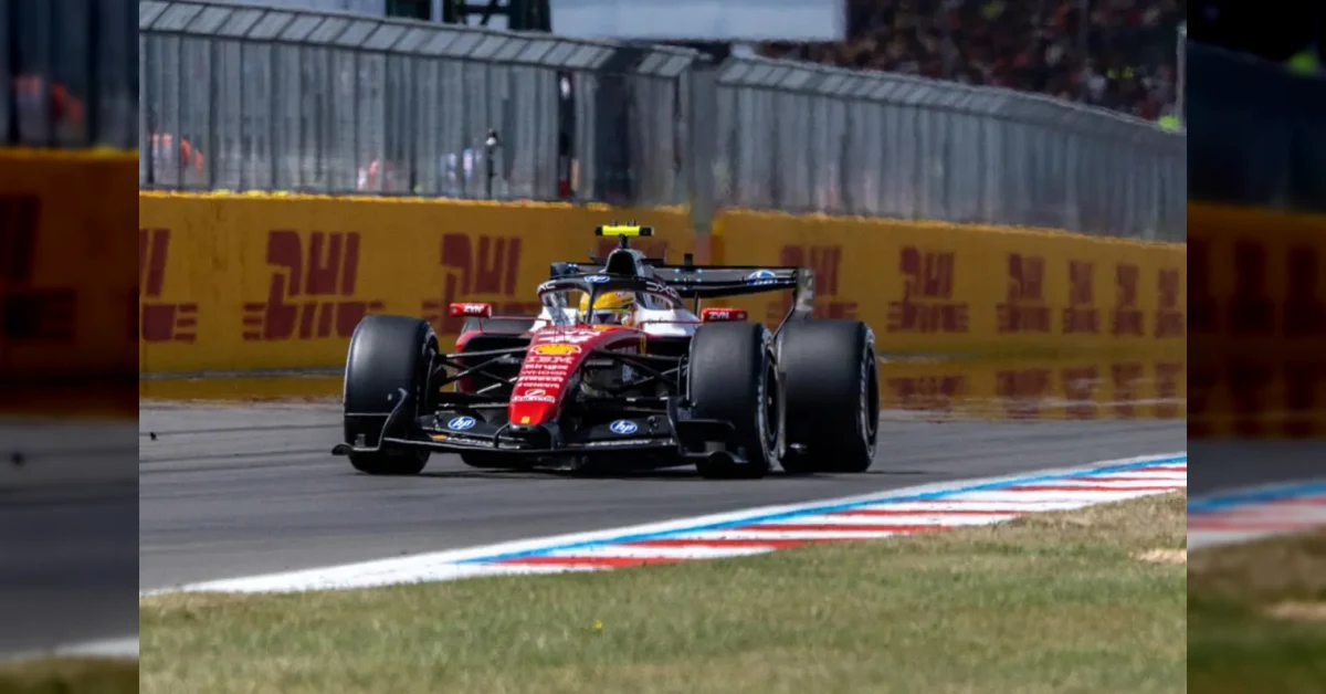 Lewis Hamilton in Ferrari festeggia la pole position della Sprint a Silverstone