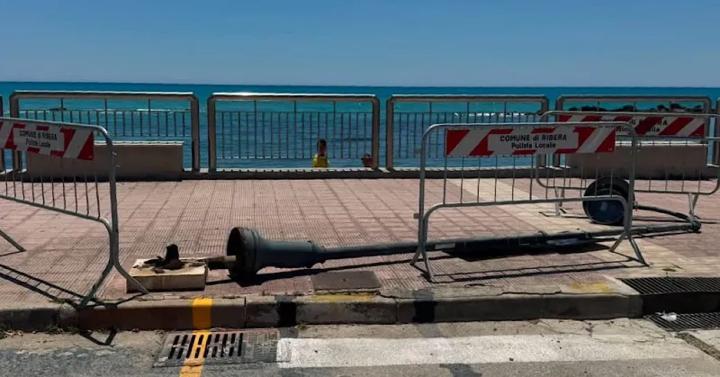 Tromba d’aria a Seccagrande, nessun ferito e cade un palo dell’illuminazione