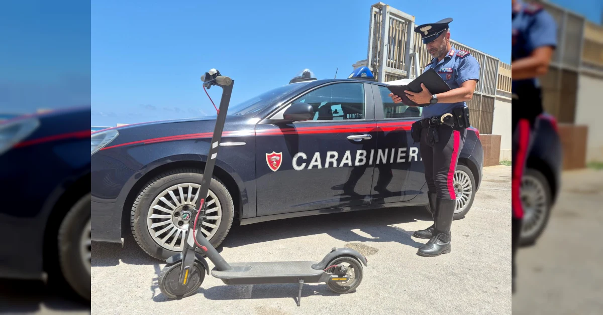 Controlli dei carabinieri sui monopattini elettrici a Trapani: otto sanzioni nel weekend