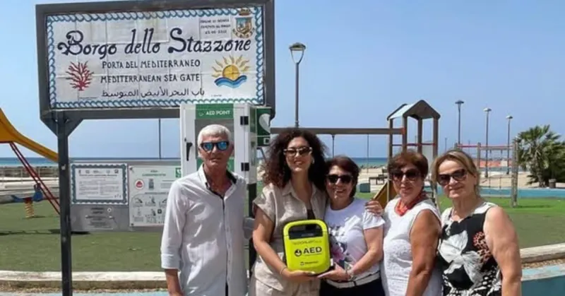 Defibrillatore allo Stazzone, ricollocato grazie a una donazione