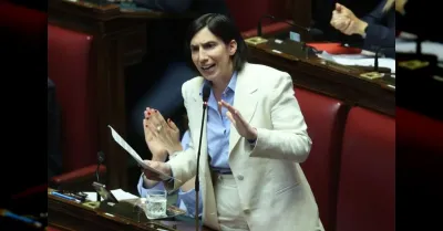 Schlein dichiara finito il governo Meloni e chiede nuove elezioni per l'Italia