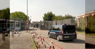 Matteo Salvini visita Mario Roggero nel carcere di Bollate per esprimere solidarietà