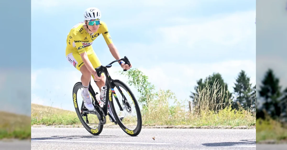 Tadej Pogacar vince la quattordicesima tappa del Tour de France 2026 e allunga in classifica
