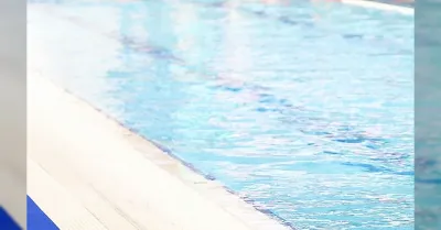 Bimba di 4 anni muore annegata nella piscina di un hotel a Milano Marittima