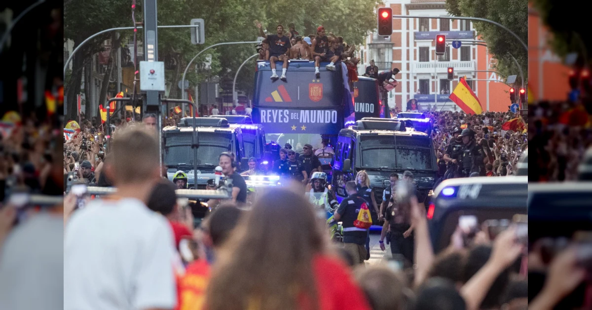 Oltre due milioni di tifosi invadono Madrid per festeggiare la Spagna campione del mondo 2026