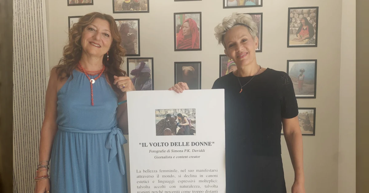 Mostra fotografica 'Il volto delle donne' di Simona P.K. Daviddi al Look Studio di Lea Fisco a Sciacca