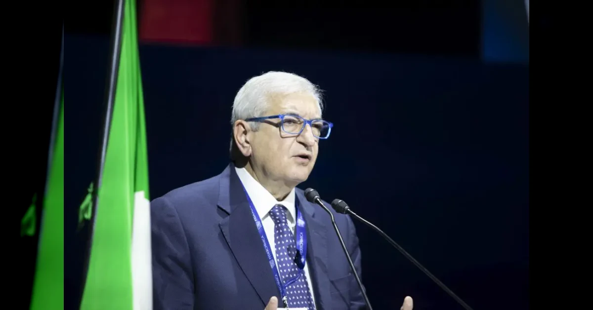 Governo Meloni accise mobili e social card per ridurre prezzo carburanti