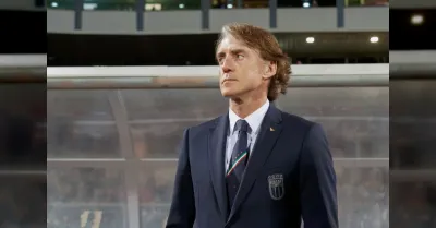Roberto Mancini riassume la guida della Nazionale italiana dopo 1080 giorni di assenza