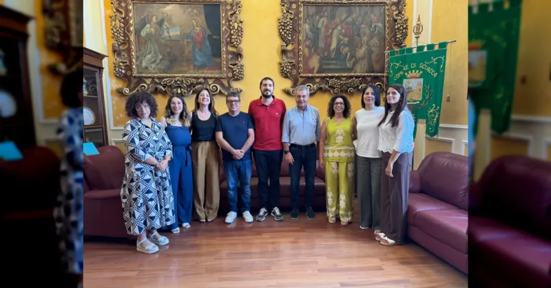 Sciacca, firmati i contratti delle sei nuove dipendenti del Distretto socio sanitario