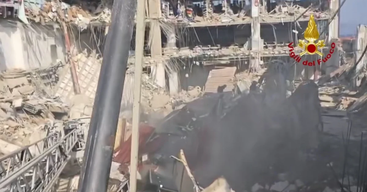 Crolla una palazzina a Messina, si cercano i sette dispersi