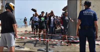 Il governo italiano valuta la sospensione di Schengen con la Spagna dopo l'emergenza migranti a Ceuta