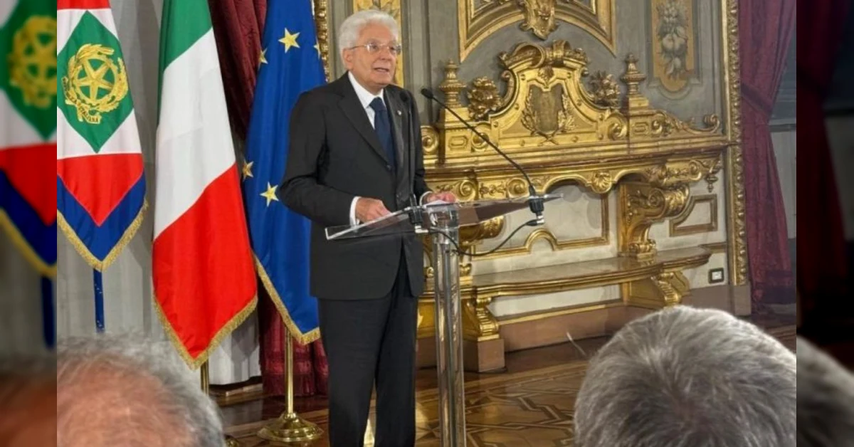 Il presidente Mattarella durante la cerimonia del Ventaglio al Quirinale