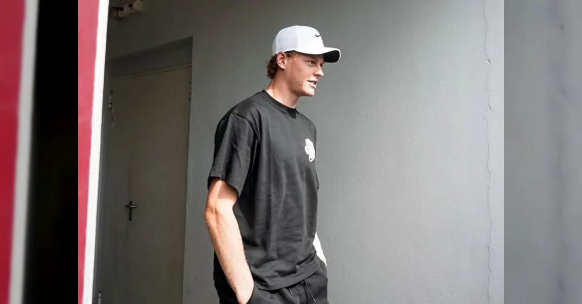 Jannik Sinner a Milano per controlli medici alla clinica Physioclinic prima di Cincinnati e Us Open