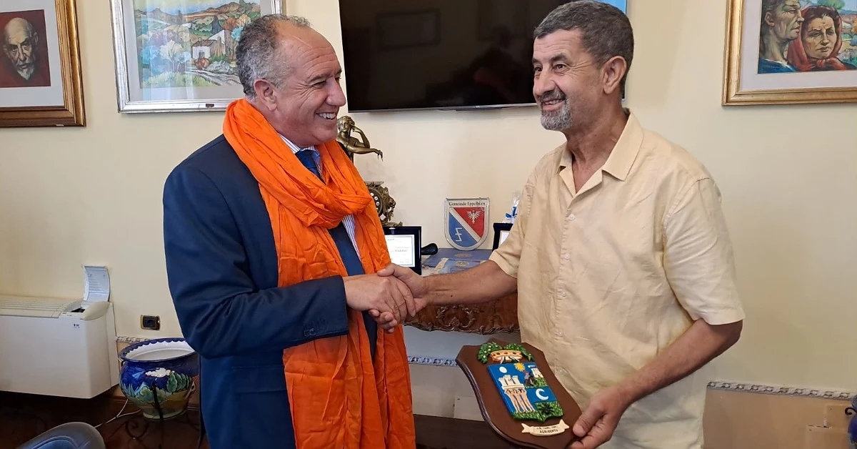 Incontro istituzionale tra Giuseppe Pendolino e il delegato algerino Kazouz Mohammed ad Agrigento