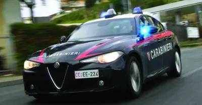 Palermo, raid in centro scommesse e rapinatori in fuga