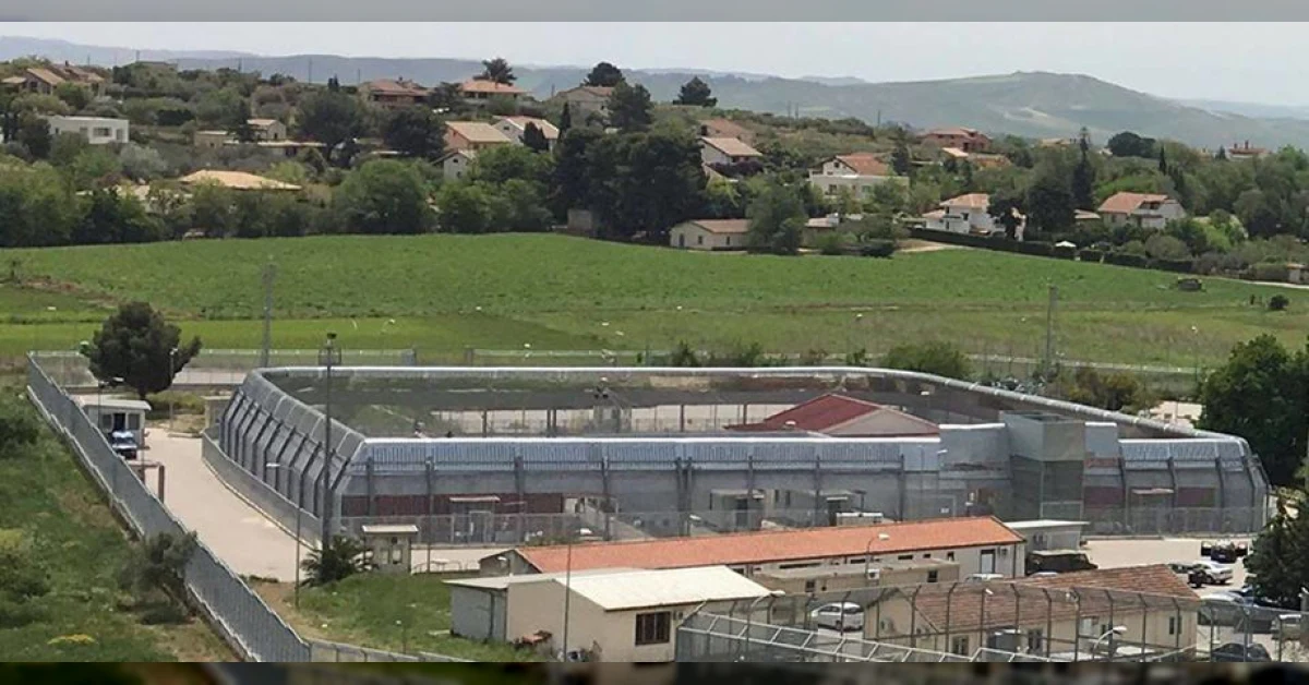 Soccorso a migrante fuggito dal Cpr e caduto in una scarpata a Caltanissetta