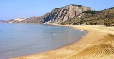 Siculiana, controlli in una struttura turistica: sequestrati 30 chili di alimenti e scatta una denuncia
