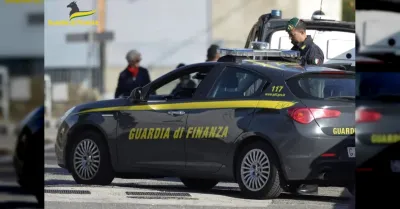 Tassista arrestato a Fiumicino con 1,3 kg di hashish e 20 mila euro in contanti